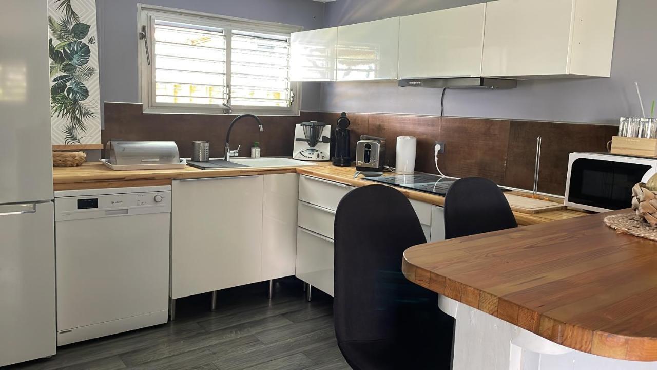 Appartement Vue Mer, Case Pilote Экстерьер фото